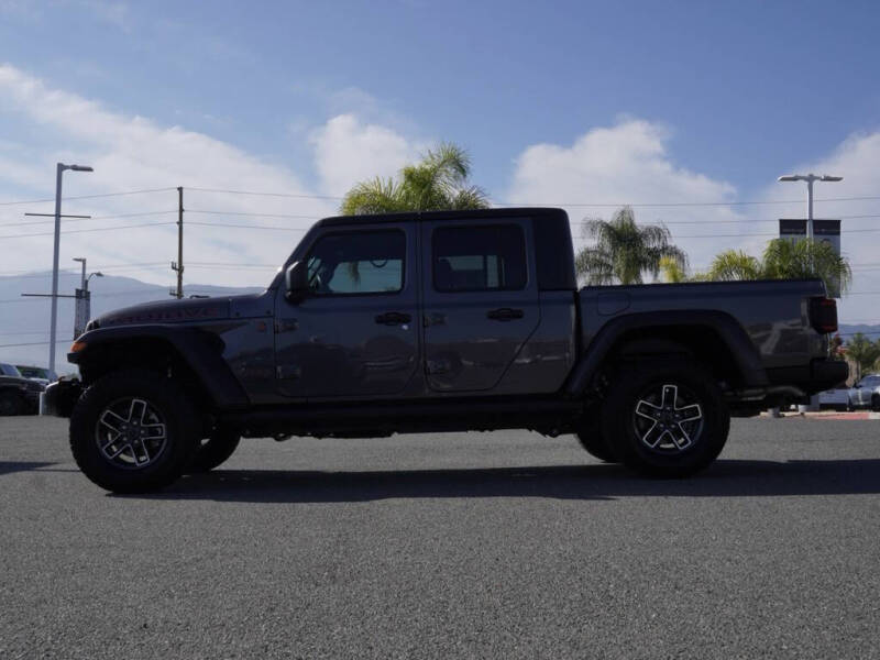 2024 Jeep Gladiator Mojave