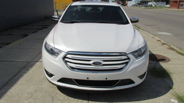 2014 Ford Taurus for sale at United Car Company in Detroit, MI