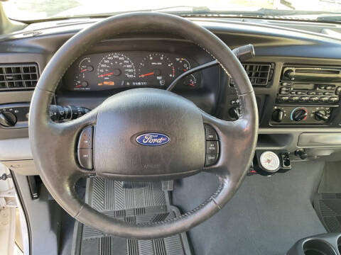 2005 Ford Excursion XLT