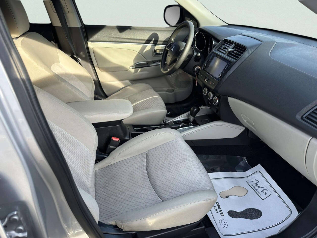 MitsubishiOutlander Sport15