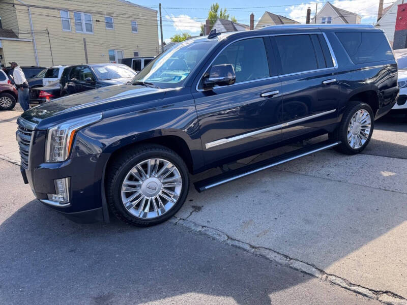 2018 Cadillac Escalade ESV Platinum