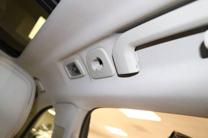 2019 Volvo XC60 T5 Momentum