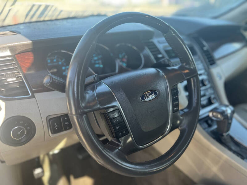 2010 Ford Taurus Limited