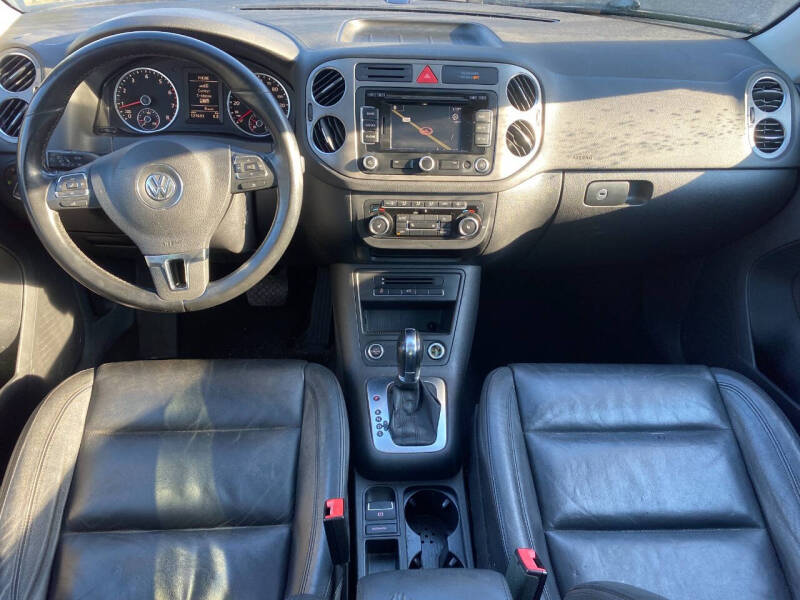 2011 Volkswagen Tiguan SEL