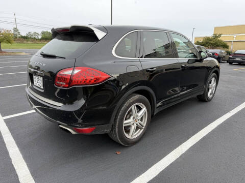 2014 Porsche Cayenne Platinum