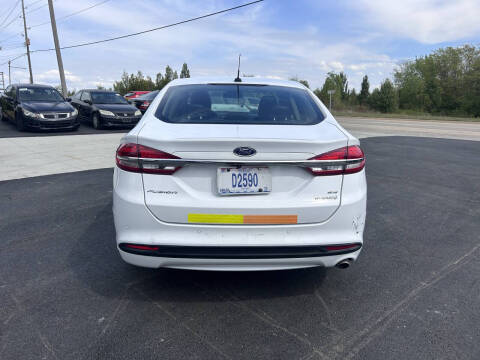2017 Ford Fusion Hybrid SE