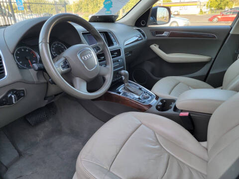 2010 Audi Q5 3.2 quattro Premium Plus