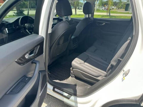 2023 Audi Q7 Premium Plus