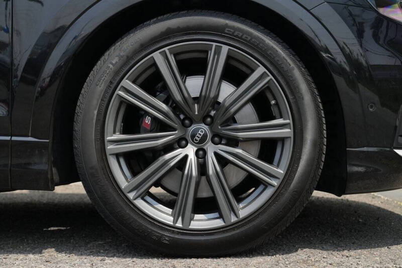 2022 Audi SQ8 4.0T quattro Prestige