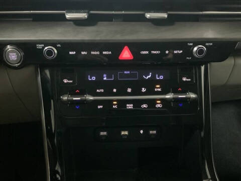 2022 Kia Carnival EX