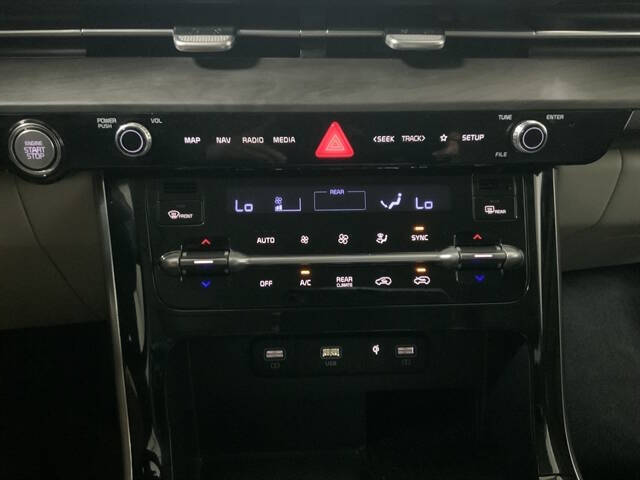 2022 Kia Carnival EX