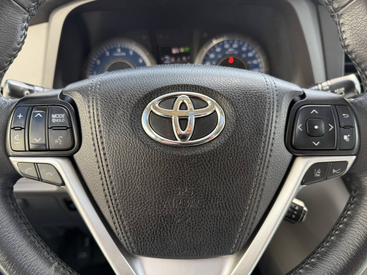2018 Toyota Sienna XLE Premium photo 21