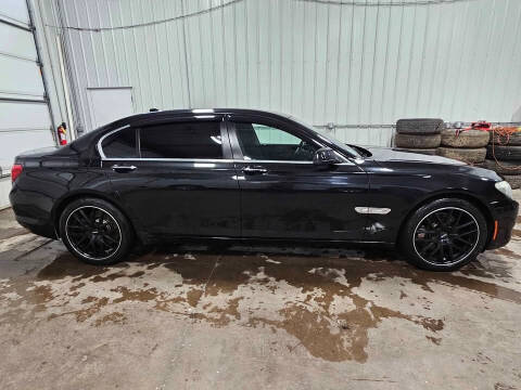 2011 BMW 7 Series 750Li xDrive