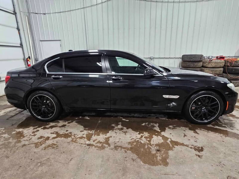 2011 BMW 7 Series 750Li xDrive