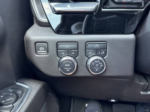 2024 GMC Sierra 1500 Elevation Standard