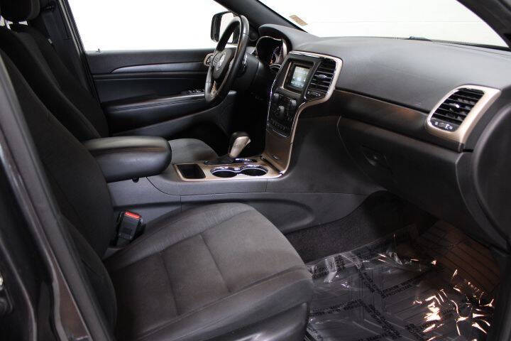 2017 Jeep Grand Cherokee Laredo