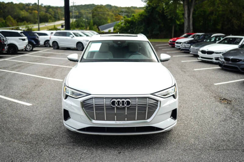 2019 Audi e-tron quattro Premium Plus