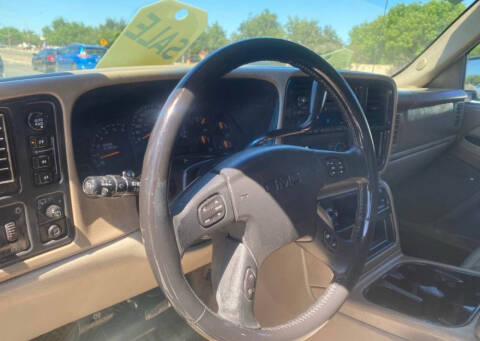 2003 GMC Yukon SLT