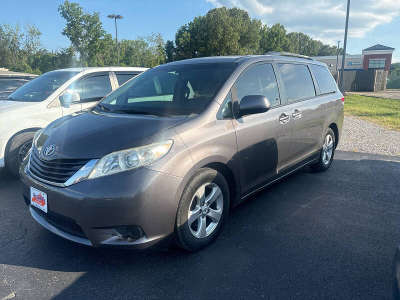 2011 Toyota Sienna for sale at McCully's Automotive - Under $10,000 in Benton KY