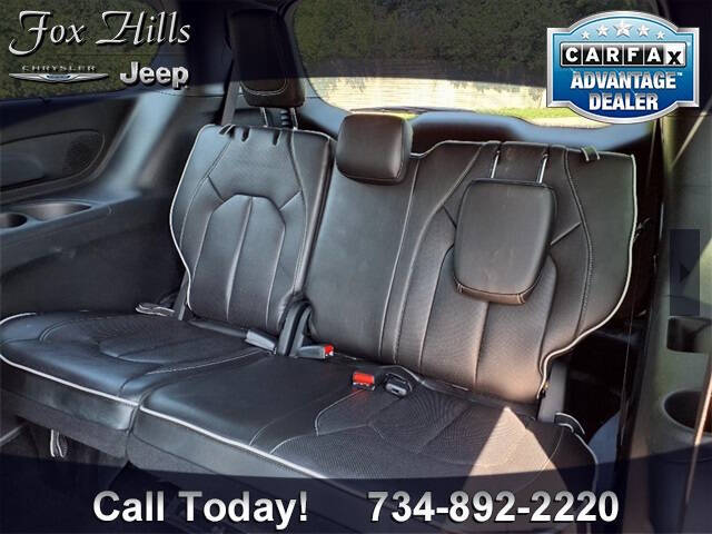 2025 Chrysler Pacifica Limited