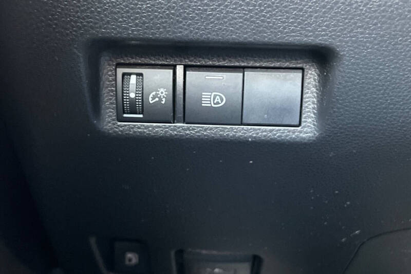 2019 Toyota RAV4 Hybrid LE