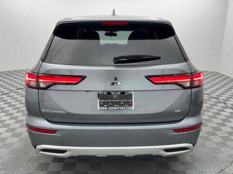 2024 Mitsubishi Outlander SE