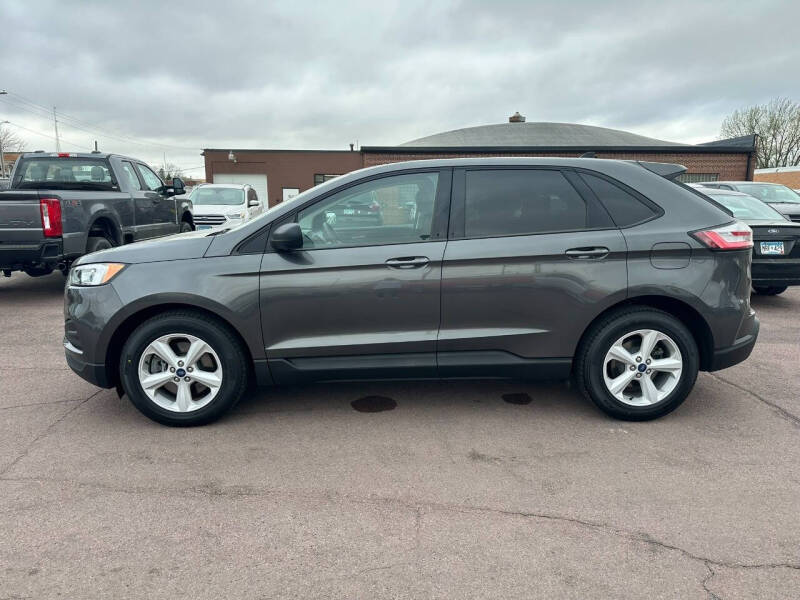 2020 Ford Edge SE