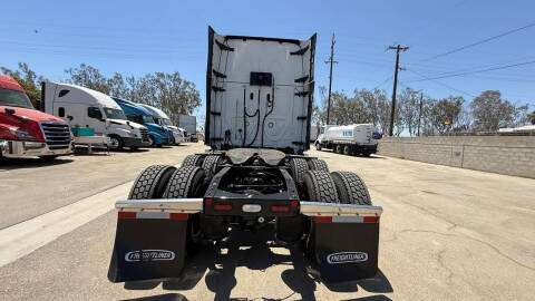 2023 Freightliner Cascadia