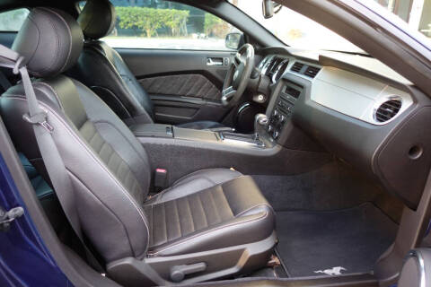 2012 Ford Mustang V6 Premium