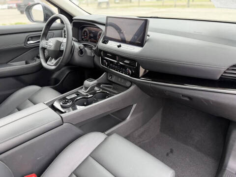 2025 Nissan Rogue SL