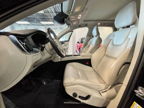 2019 Volvo XC60 T5 Momentum