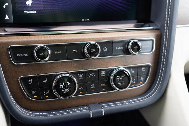 2023 Bentley Bentayga V8