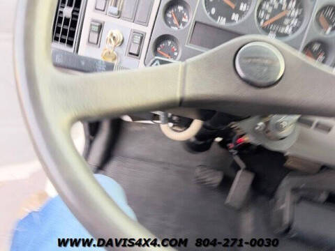 1998 Freightliner FL112