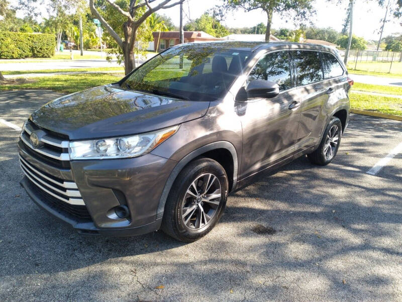 2018 Toyota Highlander for sale at P S AUTO ENTERPRISES INC in Miramar FL