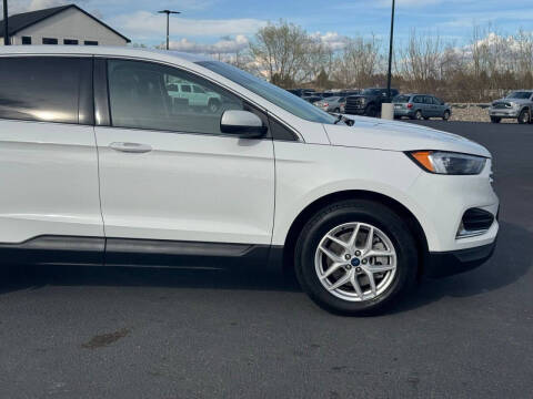 2022 Ford Edge SEL