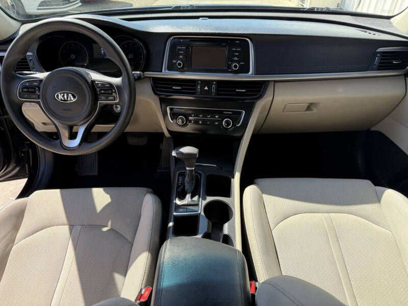 2016 Kia Optima LX