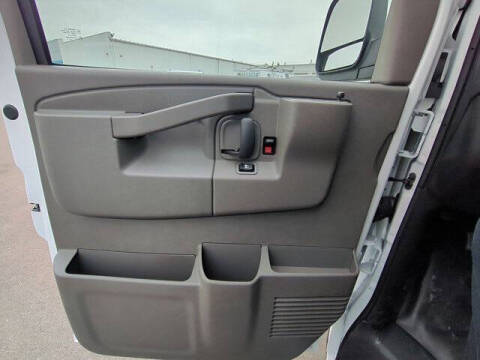 2025 Chevrolet Express 2500