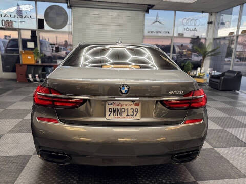 2017 BMW 7 Series 750i