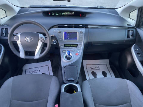 2013 Toyota Prius Two