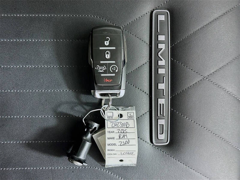 2025 RAM 2500 Limited