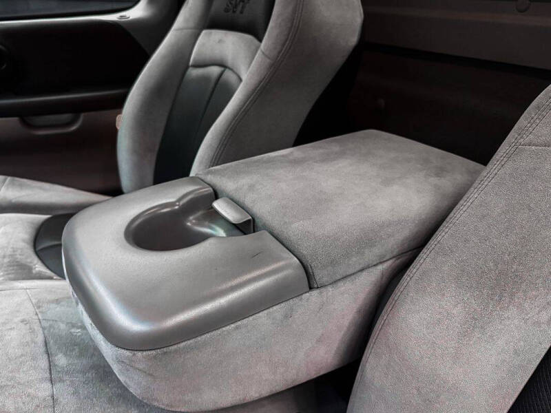 2000 Ford F-150 SVT Lightning