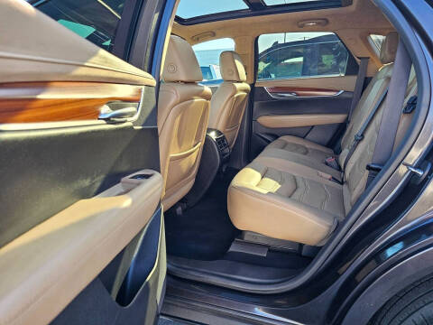 2017 Cadillac XT5 Platinum