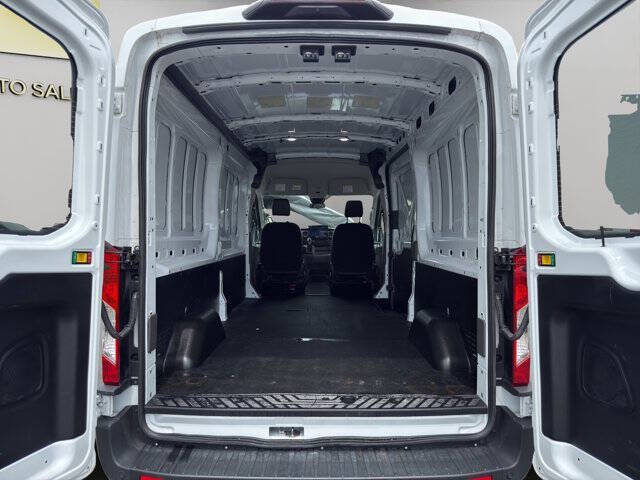 2024 Ford Transit 250