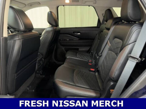2023 Nissan Pathfinder Platinum