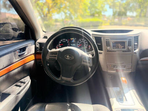 2013 Subaru Outback 2.5i Limited