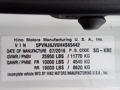 2017 Hino 268A