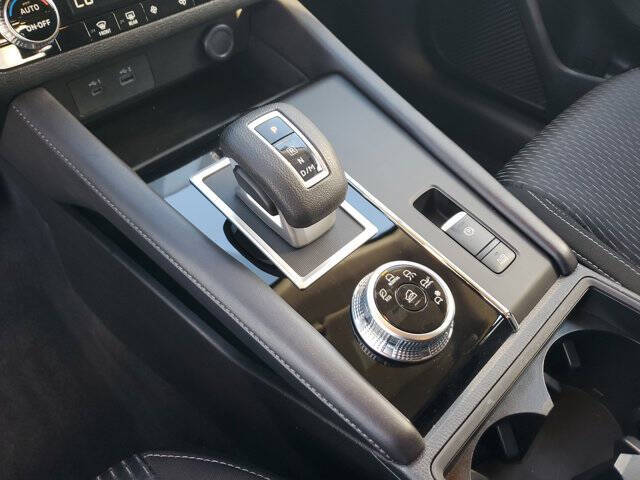 2024 Mitsubishi Outlander ES