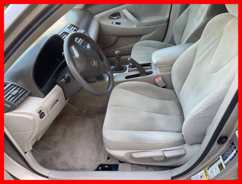 2009 Toyota Camry LE