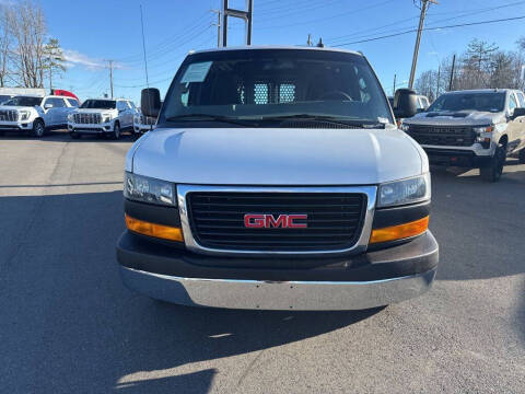 2022 GMC Savana 2500