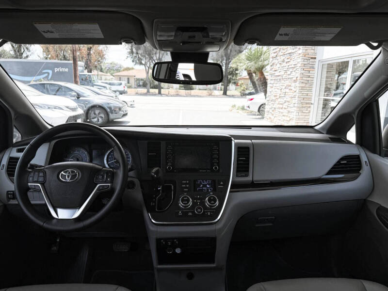 2019 Toyota Sienna